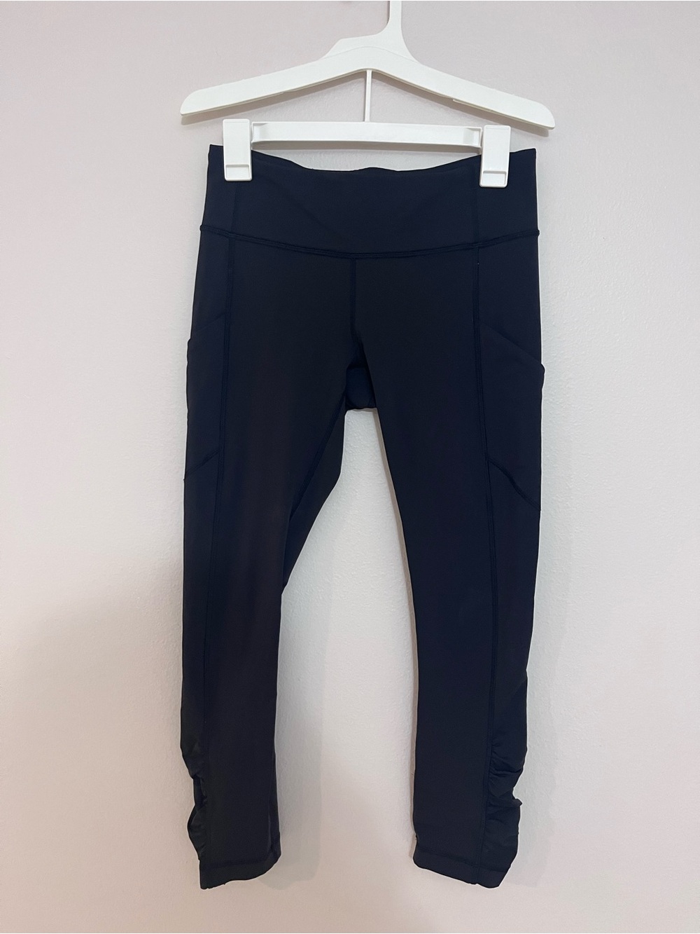 Lululemon Black Active Leggings with Side Pockets